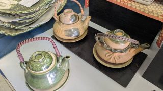秋の味覚を器で楽しむ ― 土瓶蒸しの魅力